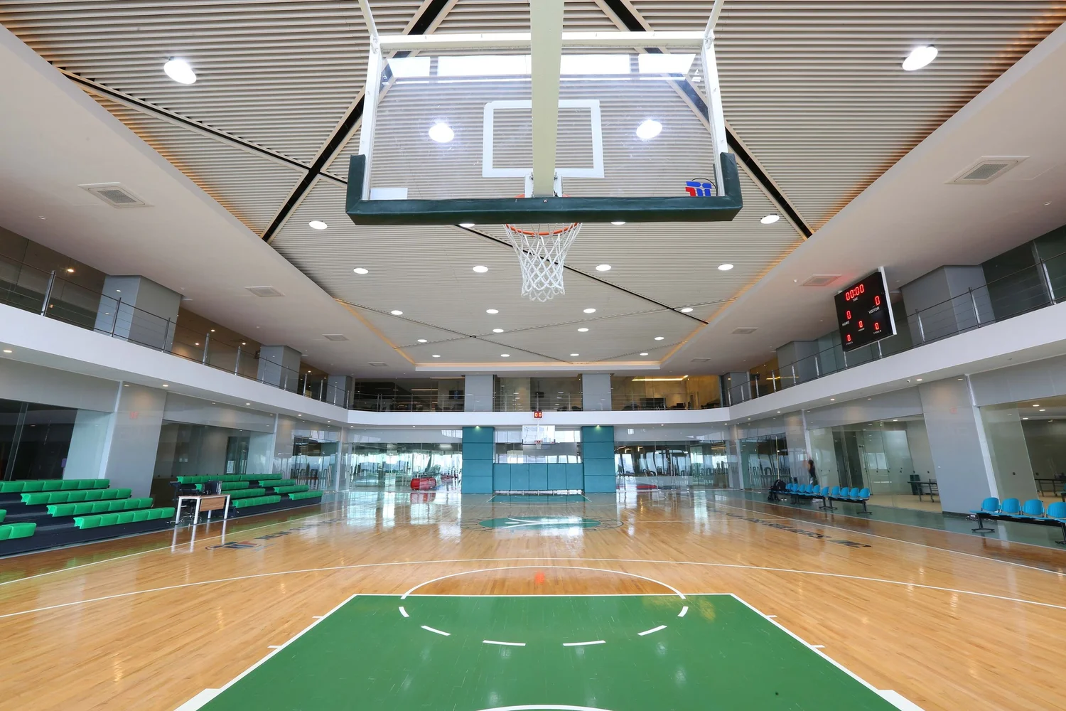 BASKETBALL COURT